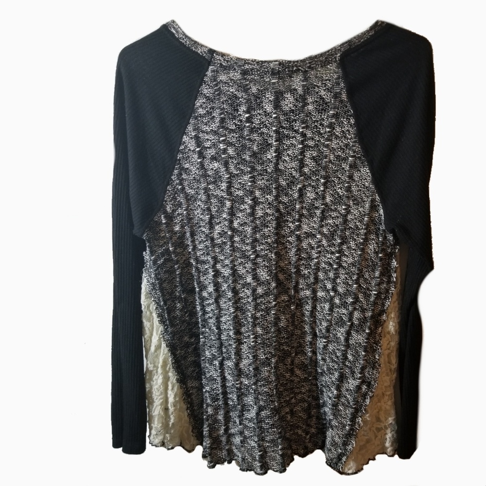 Women's Black and Gray Sweater with Lace Detail - Picture 2 of 7